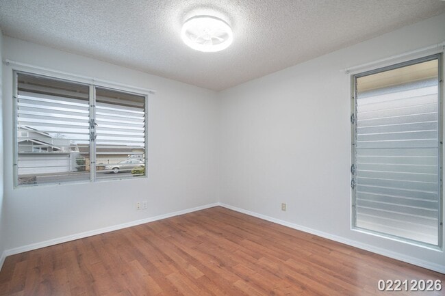 Building Photo - Available Now! 3 BD / 2 BA Carport parking Home in Mililani!