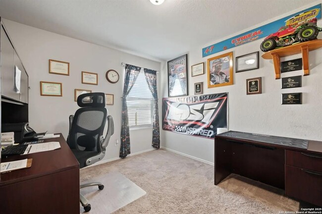 Building Photo - 360 Agave Cir