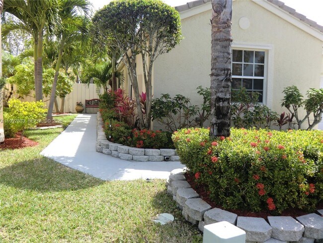 Building Photo - 1593 NW 158th Ave