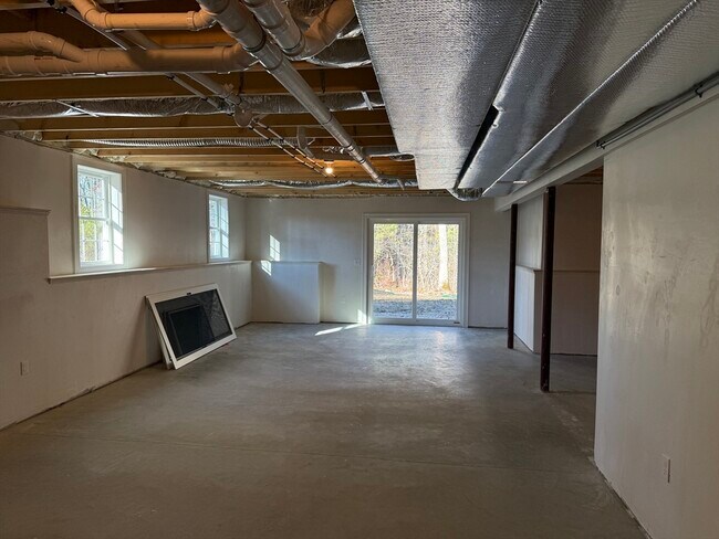 Building Photo - 19 Kashmirs Way