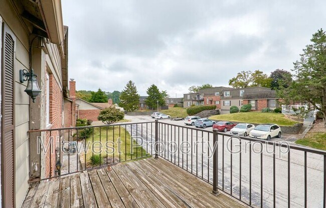 Building Photo - 6681 Chesapeake Dr