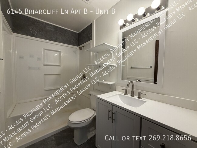 Building Photo - 6145 Briarcliff Ln