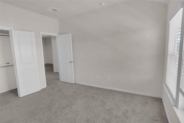Building Photo - 9053 Phoebe Rd