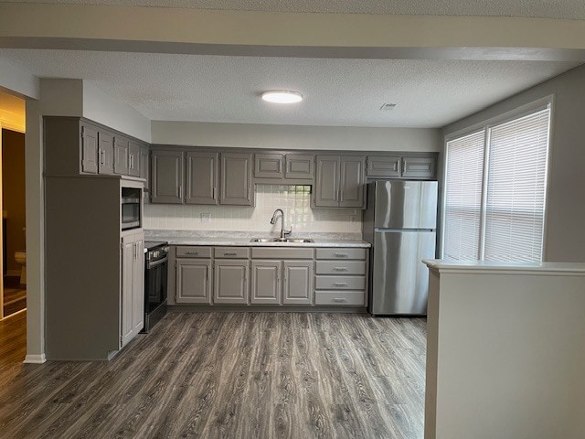 Kitchen - 521 Benton Blvd