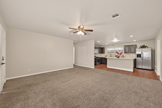 Building Photo - 10 Ferguson St