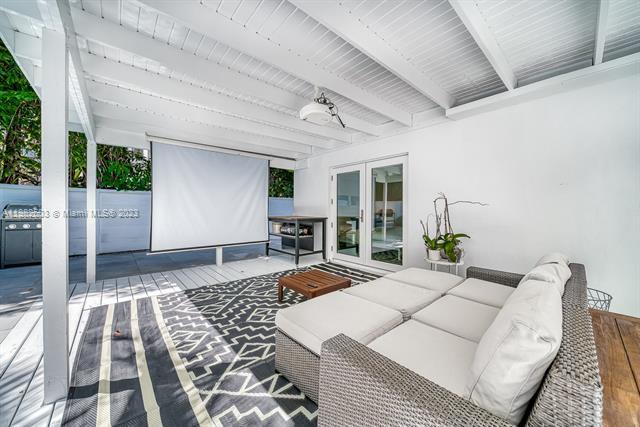 Building Photo - 4000 Kumquat Ave