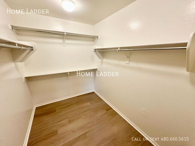 Building Photo - 2223 S Buckaroo Trail