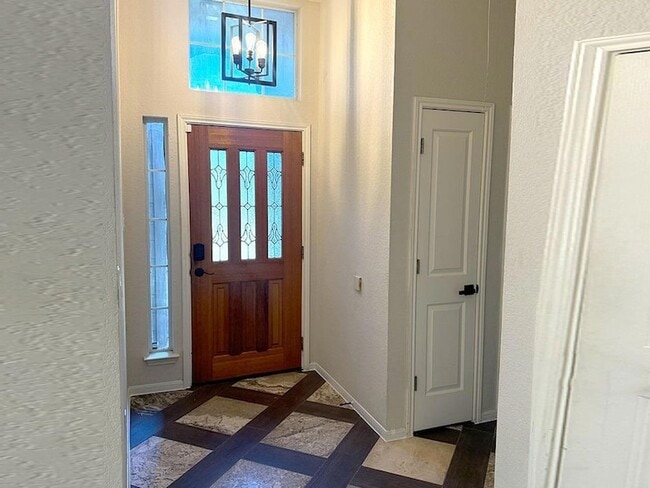Building Photo - 1038 Cashew Ln