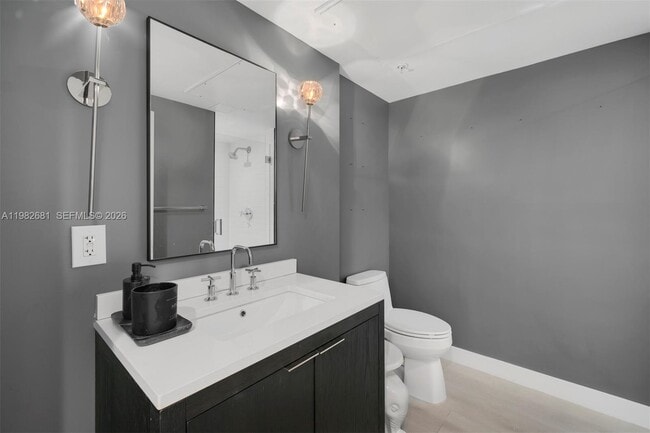 Building Photo - 435 21st St