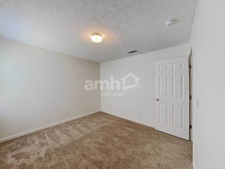 Building Photo - 3429 Boxelder Way