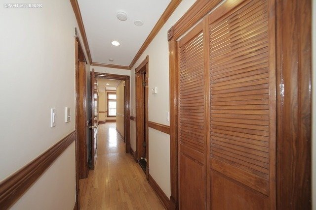 Building Photo - 3044 W North Ave