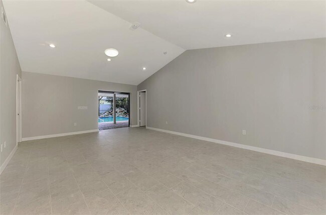 Building Photo - 1224 S View Dr