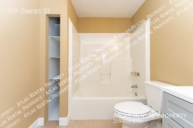 Building Photo - 309 Owens St