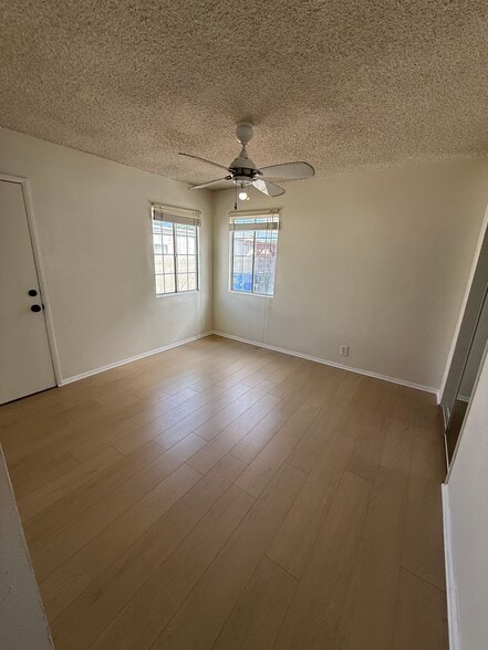 Building Photo - 4040 W 164th St