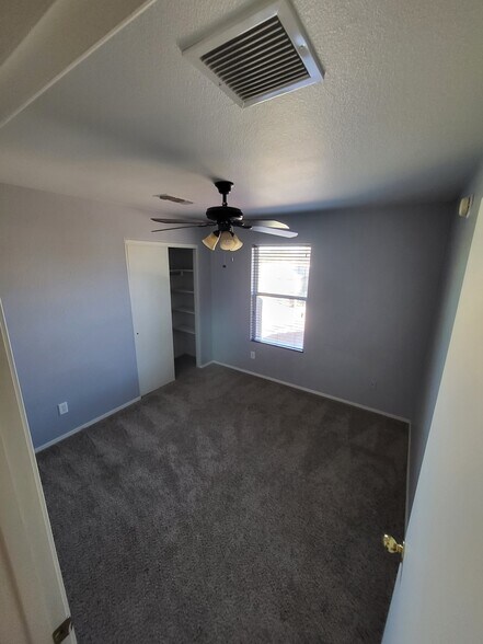 Building Photo - 3363 W Sagebrush Hills Ct