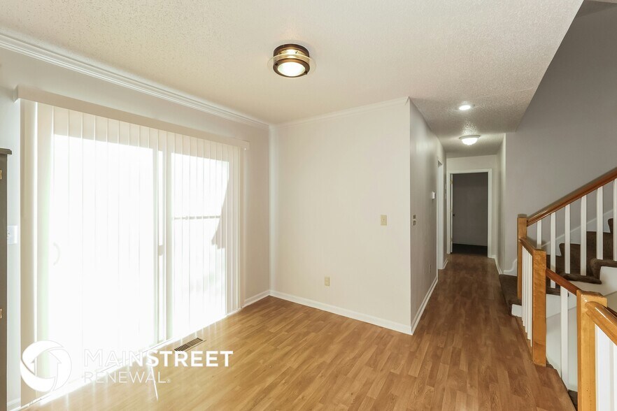 Building Photo - 6303 W 152nd St