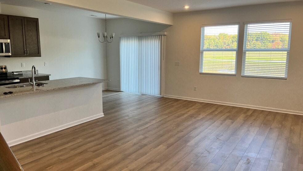 Building Photo - 2063 Wildberry Way