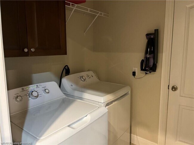 Building Photo - 10708 Old Harbor Rd