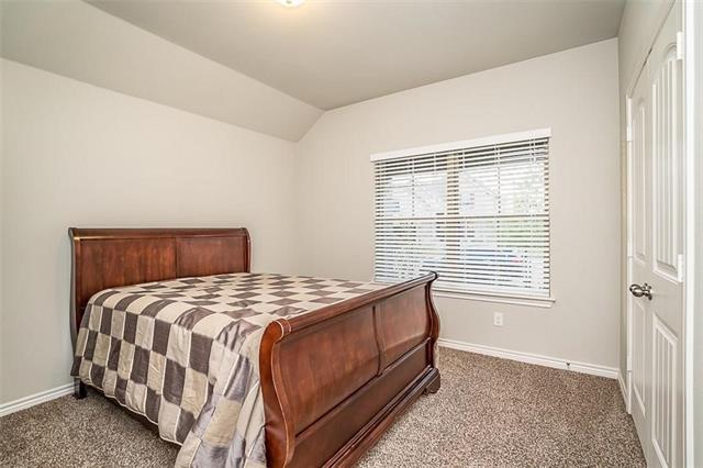 Building Photo - 1020 Rose Garden Dr