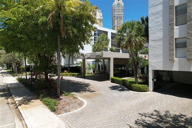 Building Photo - 201 178th Dr