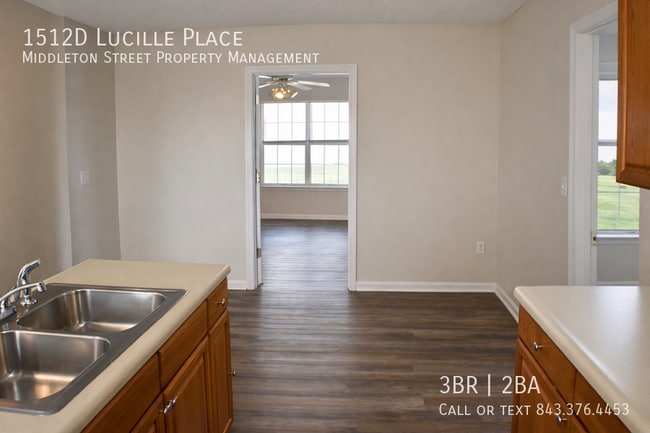 Building Photo - 1512D Lucille Place -