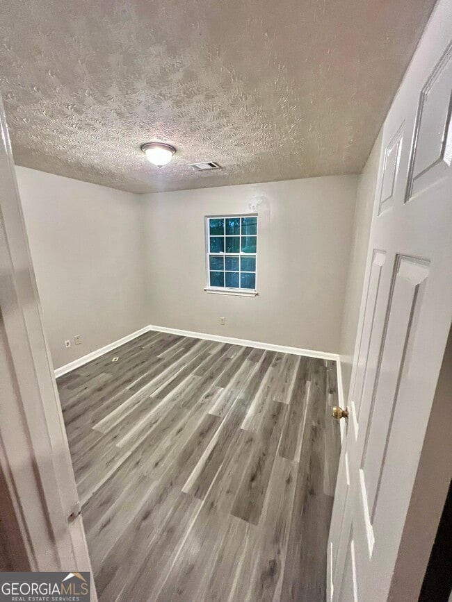 Building Photo - 138 Crystal Brook
