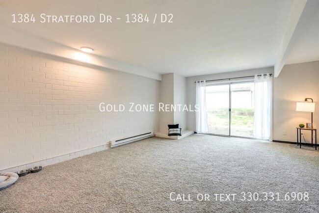 Building Photo - 1384 Stratford Dr