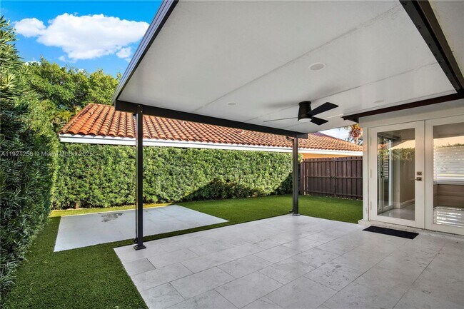 Building Photo - 11377 SW 74th St