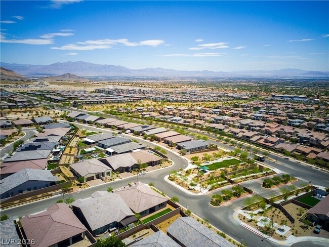 Building Photo - 11837 Grassy Pln Ave