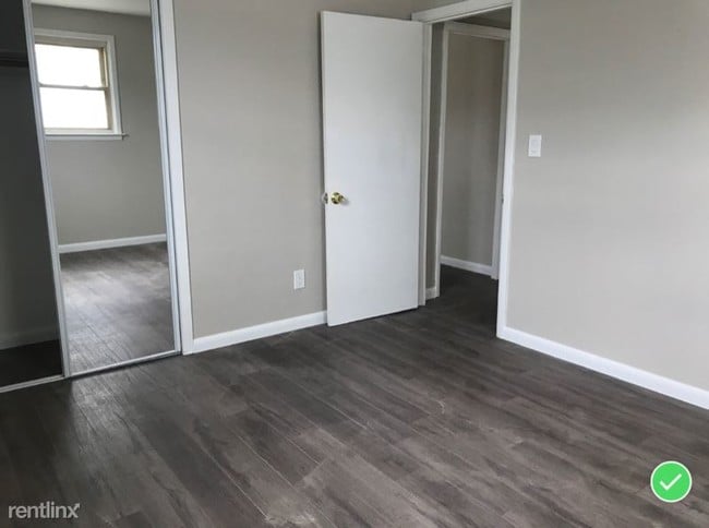 Building Photo - 4 br, 2 bath House - 204 Sheridan Pl