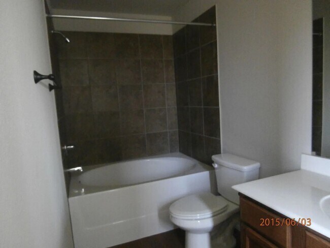 Building Photo - P2-615 Kacie Drive Temple, TX 76502
