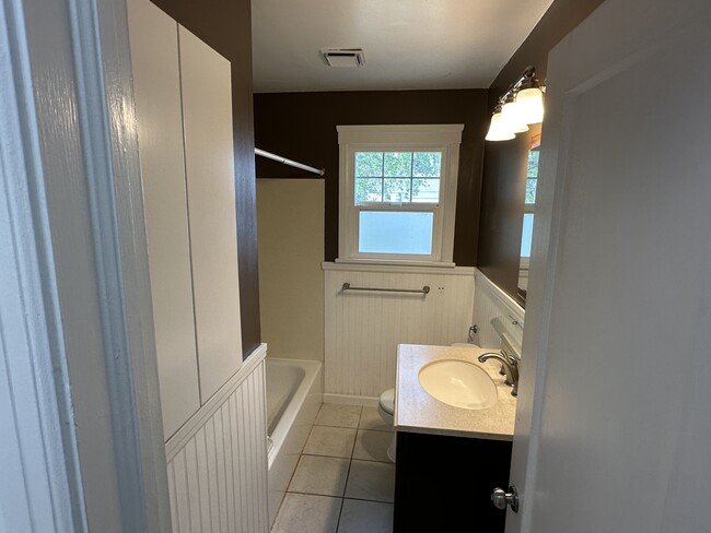 Building Photo - 10421 E Springfield Ave