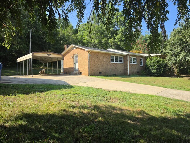 Building Photo - 5291 E Bandys Cross Rd