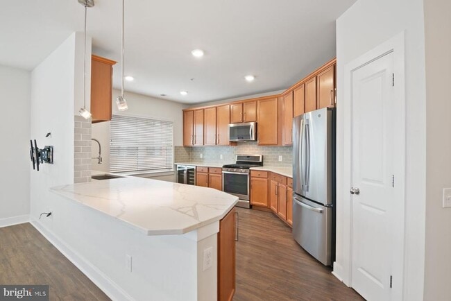 Building Photo - 2907 Bleeker St