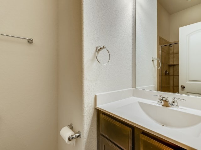 Building Photo - 13827 Quiet Fox Ln