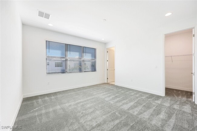 Building Photo - 12771 Woodbury Dr