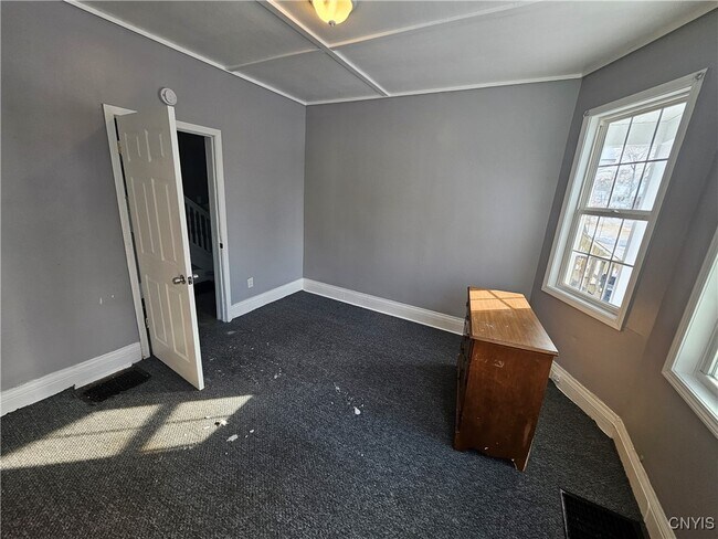 Building Photo - 117 Landon Ave