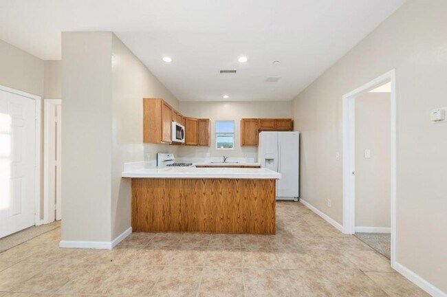 Building Photo - 45433 Witten Dr
