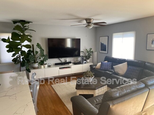 Building Photo - 6911 Quemoy Ct