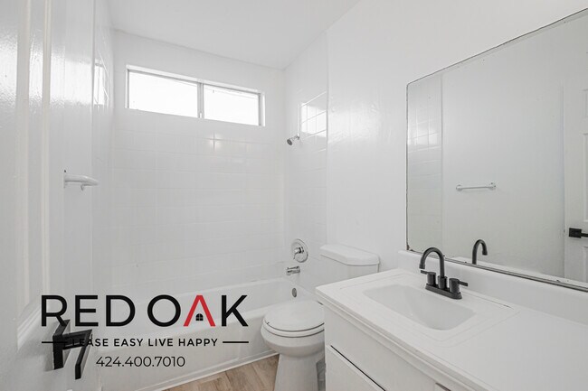 Building Photo - 230 N Grand Ave