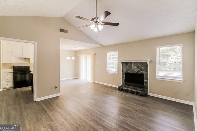 Building Photo - 155 Ingrams Ln