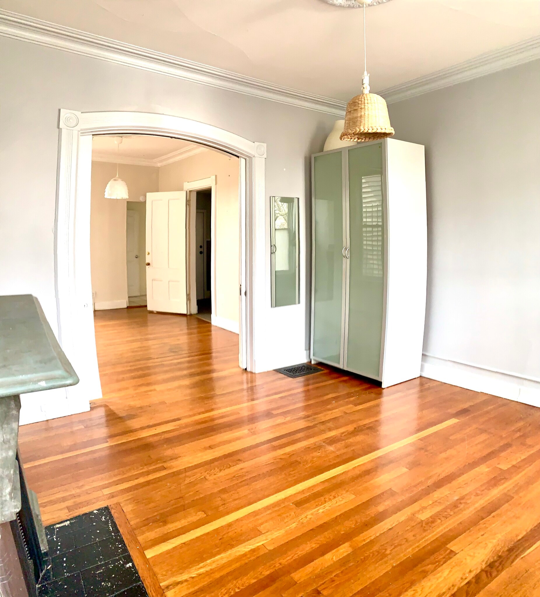 Building Photo - 22 Lyon St