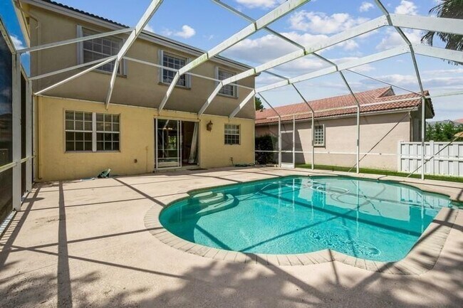 Building Photo - 5315 NW 126th Dr