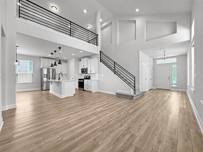 Building Photo - 6408 Mary Lewis Dr