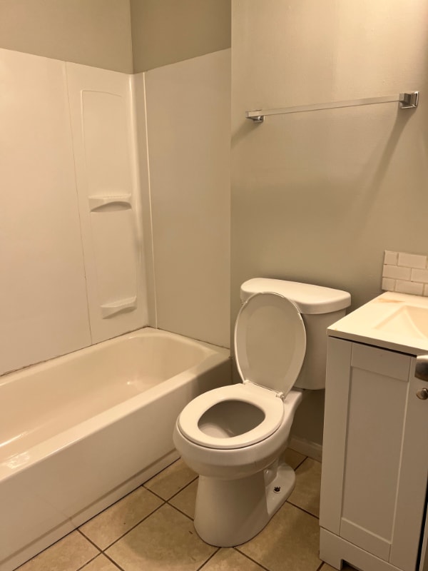 Building Photo - 232-238 Elyria St