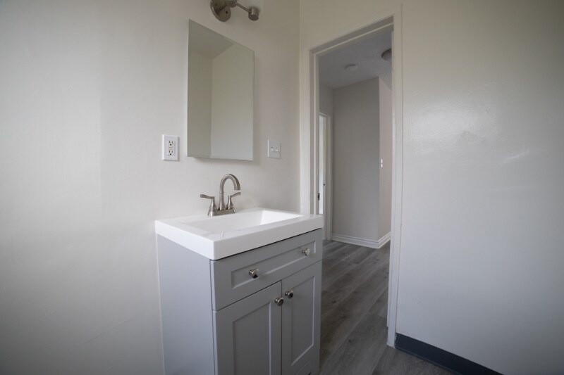 Building Photo - 1315 Ocean Park Blvd