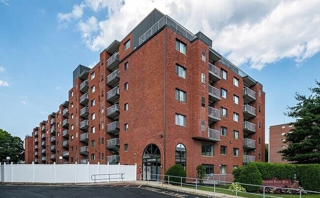 Building Photo - 8 9th St