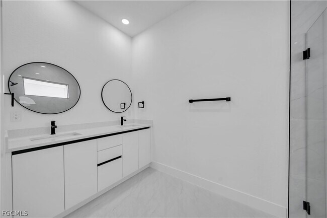 Building Photo - 2700 42nd St W