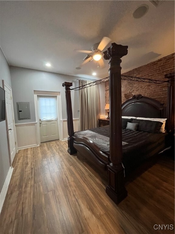 Building Photo - 2 W Park Row