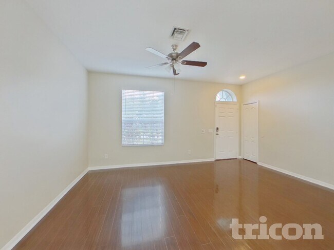 Building Photo - 9346 Black Thorn Loop